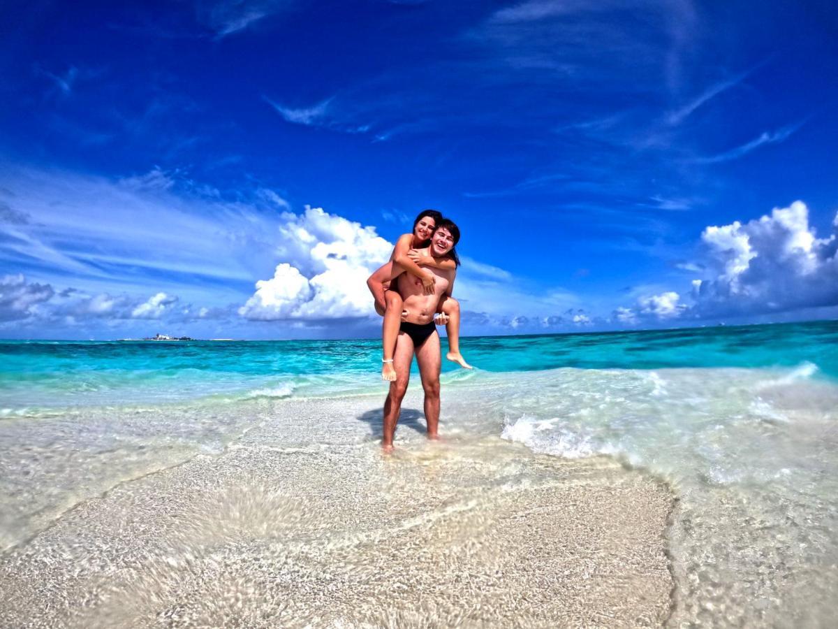 Adroit Beach Inn غوريدهو المظهر الخارجي الصورة